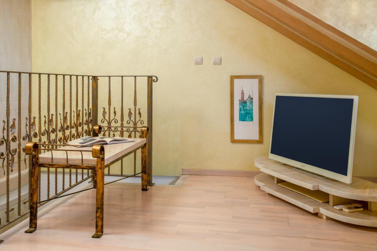 Royal Apartment Varos Сплит Экстерьер фото